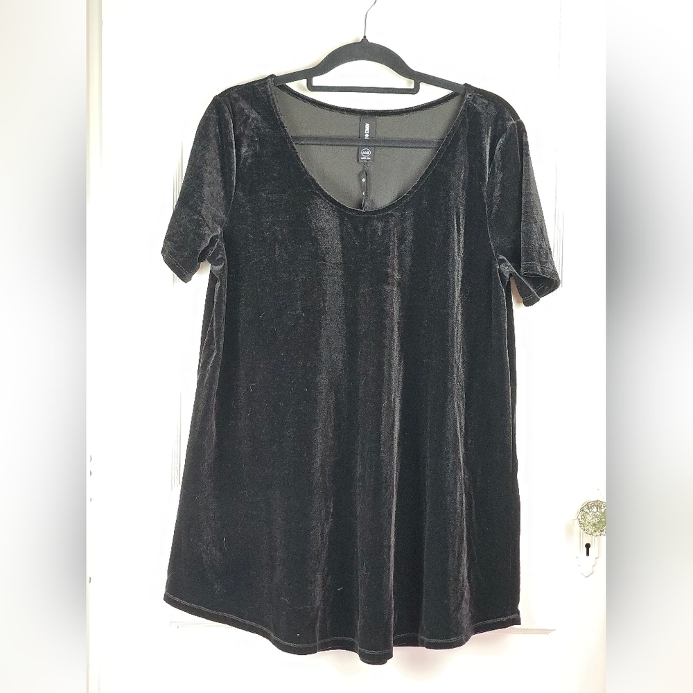 FINAL NWT Agnes & Dora Black Velvet Top XXXL 20W-22W